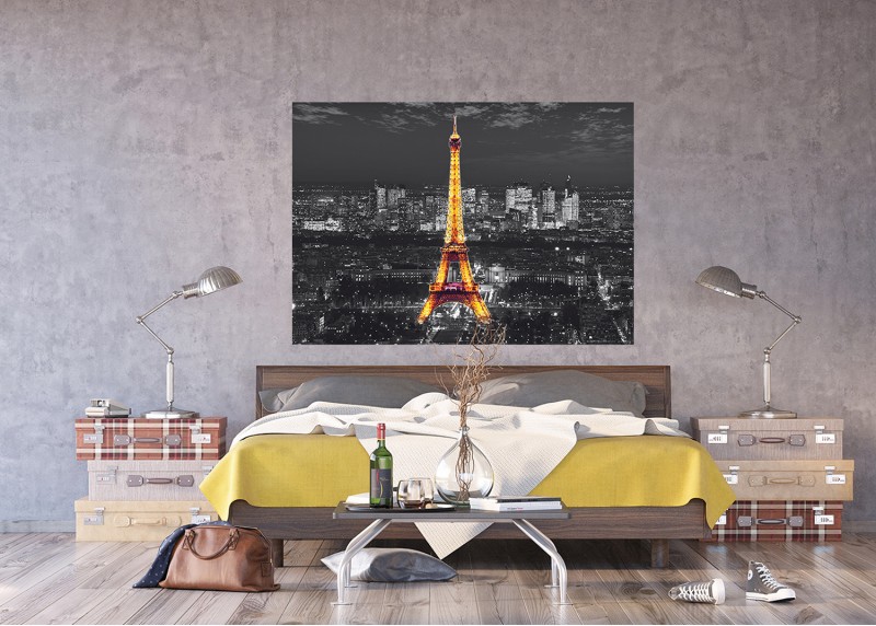 Eiffelova věž v noci, AG Design, fototapeta ekologická vliesová do obývacího pokoje, ložnice, jídelny, kuchyně, lepidlo součástí balení, 155x110